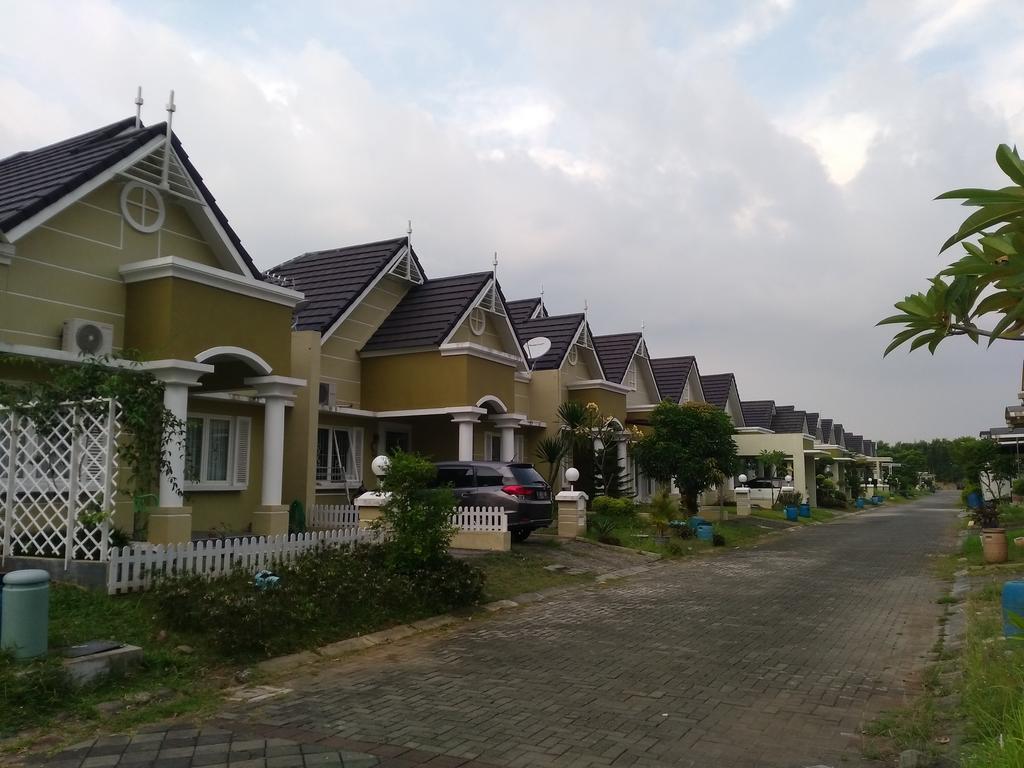Jasmine Park Guest House Semarang Exteriér fotografie